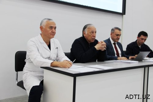INSTITUT KLINIKASI FAOLIYATI: BUGUNGI NATIJALAR VA KELGUSIDAGI USTUVOR VAZIFALAR MUHOKAMA QILINDI