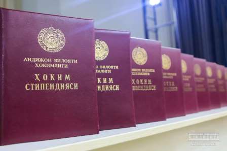 The young people were awarded the "Khakim Governor’s Scholarship"