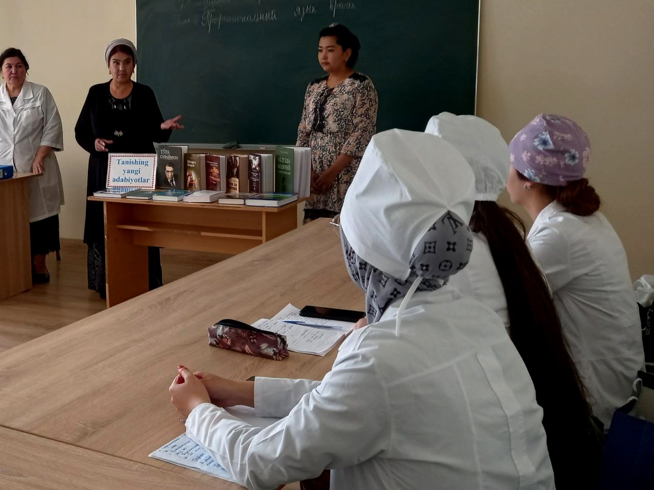 BOOK PRESENTATION FOR THE DEPARTMENTS OF SOCIAL HUMANITIES AND UZBEK LANGUAGE AND LITERATURE, LANGUAGES