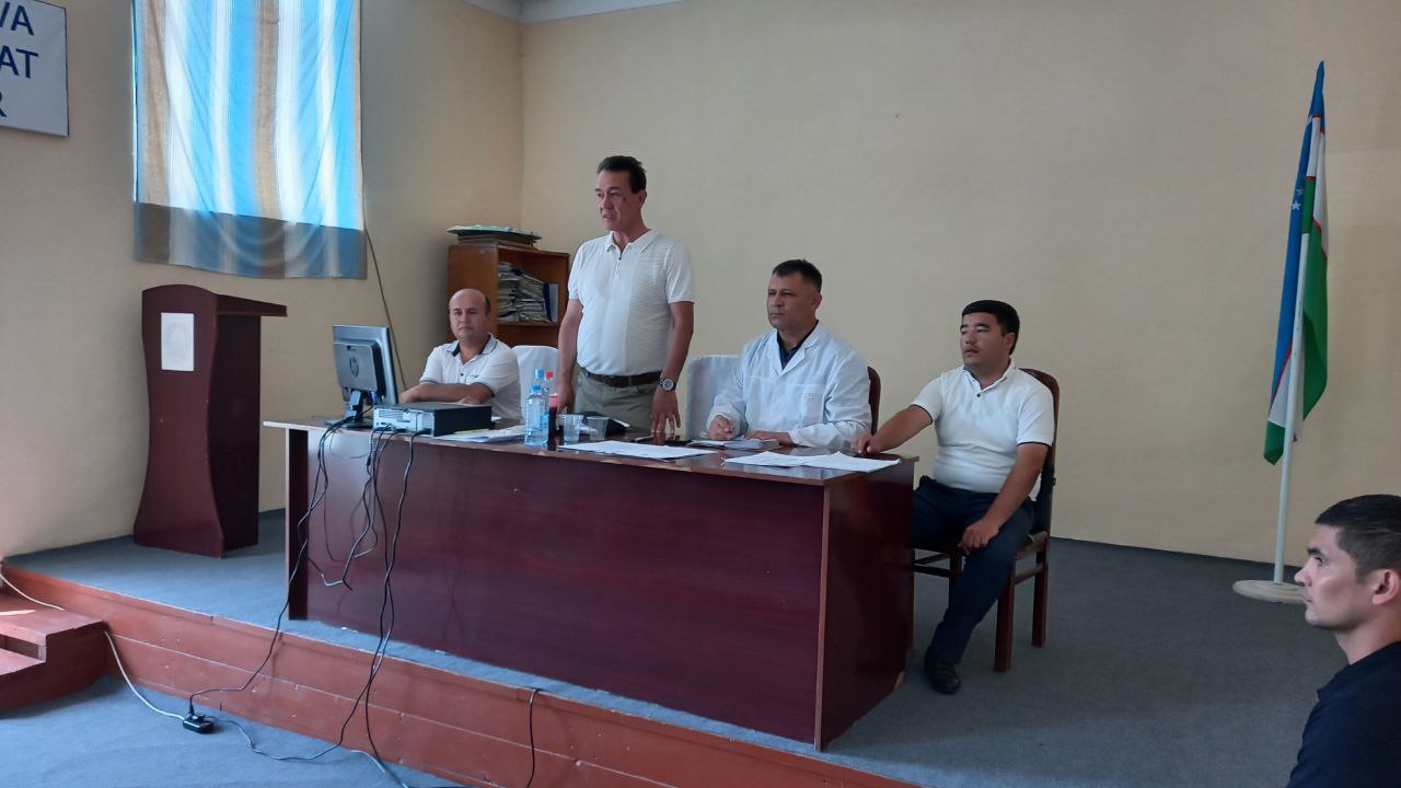 A MEETING WAS HELD WITH STUDENTS PRACTICING IN FERGANA REGION