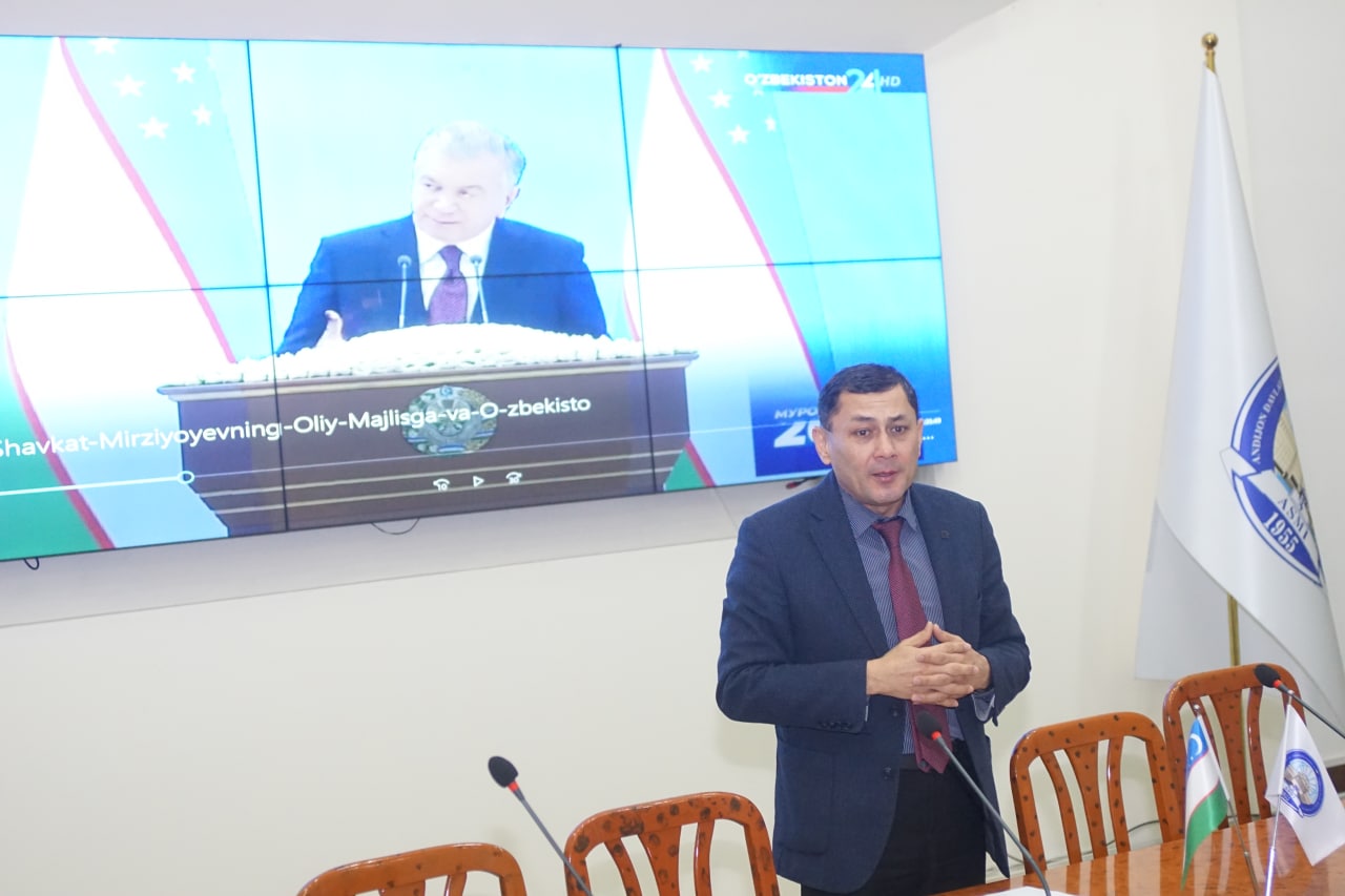 A ROUNDTABLE WAS HELD ON THE ISSUE OF THE APPEAL BY THE PRESIDENT OF UZBEKISTAN SHAVKAT MIRZIYOYEV TO OLIY MAJLIS