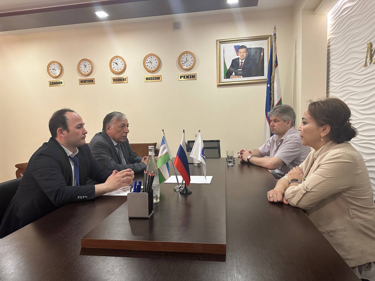 THE RECTOR OF THE INSTITUTE HELD A MEETING ON COOPERATION ISSUES WITH FOREIGN EXPERTS