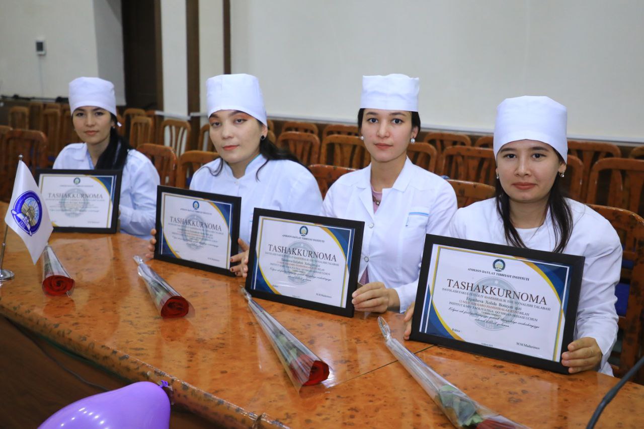 AN EVENT ON THE OCCASION OF THE INTERNATIONAL DAY OF NURSES WAS HELD AT THE INSTITUTE