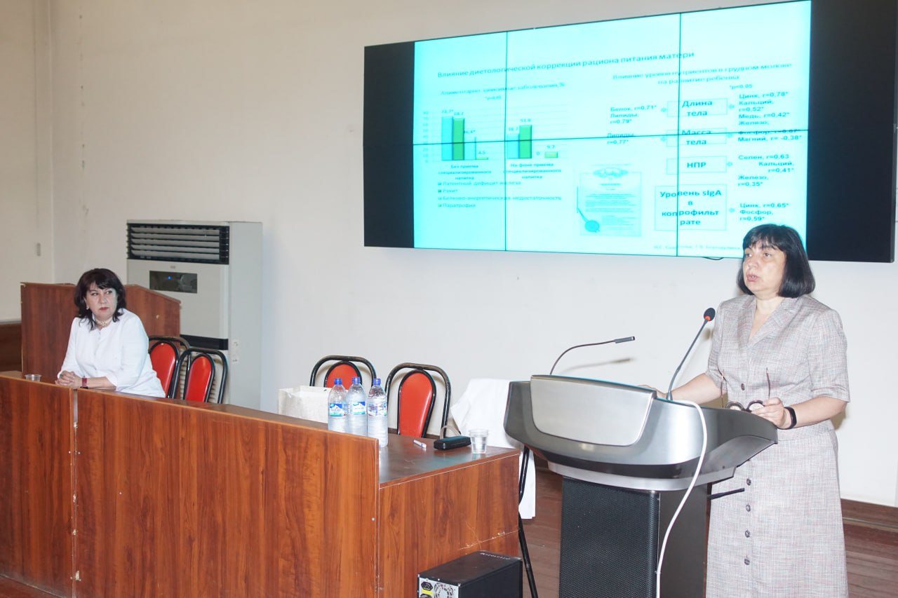 A LECTURE WAS GIVEN BY A FOREIGN EXPERT FOR THE STUDENTS OF THE FACULTY OF GENERAL MEDICINE