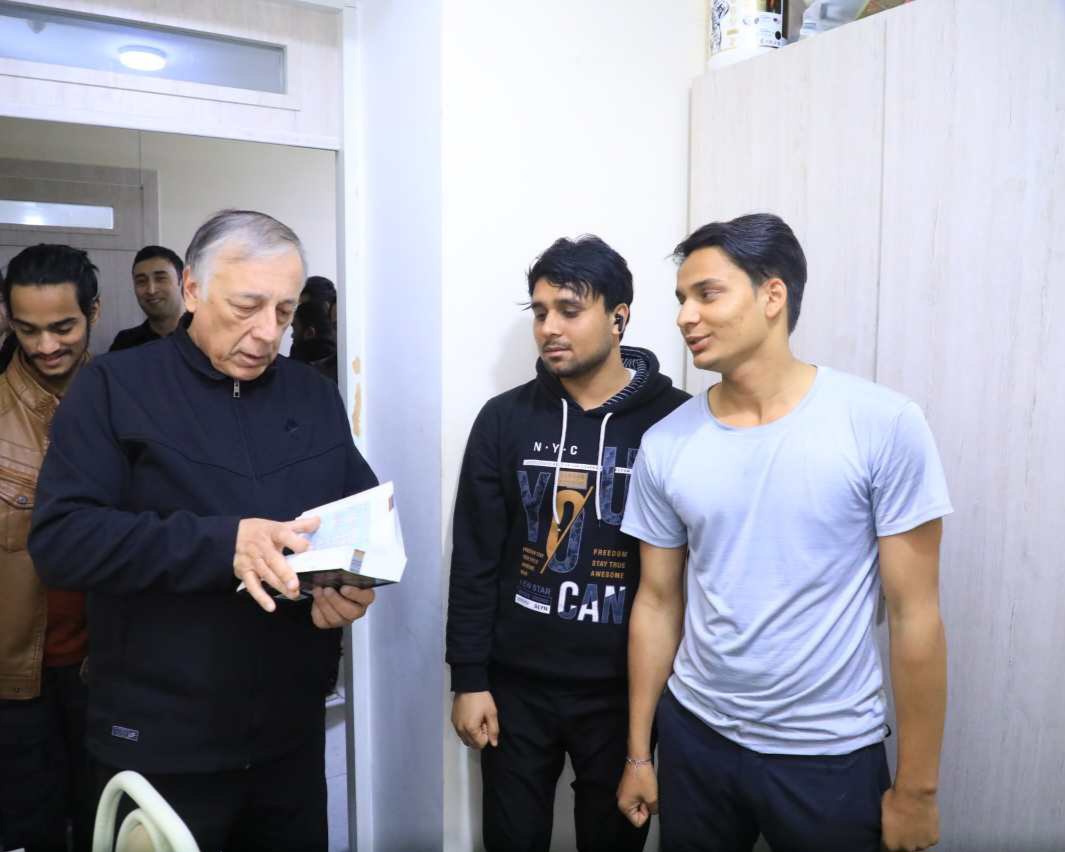 THE RECTOR OF THE INSTITUTE MET WITH FOREIGN STUDENTS