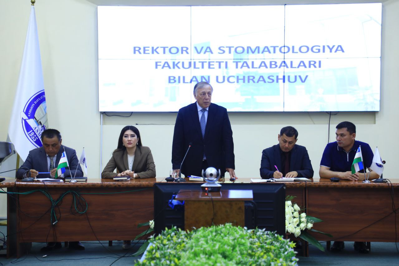 A MEETING OF THE RECTOR AND STUDENTS HAS BEEN HELD IN THE INSTITUTE