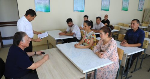 RECTOR OF THE INSTITUTE HAD A CONVERSATION WITH YOUNG PEOPLE OF THE NEIGHBORHOOD