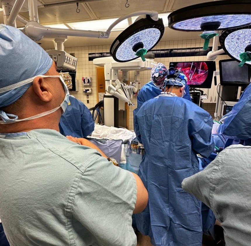 INSTITUTE’S CARDIOSURGEONS PARTICIPATED IN ROBOTIC SURGERY OPERATIONS