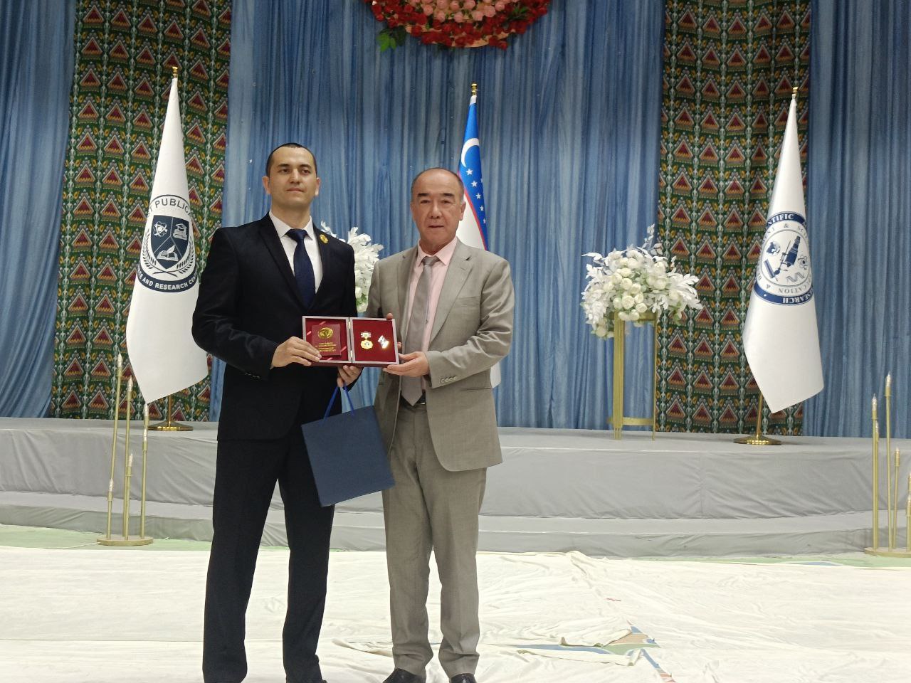 Professor Xatam Khasanbayevich Tursunov Awarded the “For Outstanding Service” Breast Badge