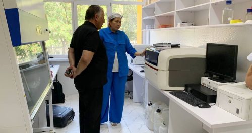 REKTOR INSTITUTNING MARKAZIY ILMIY-TEKSHIRISH LABORATORIYA BINOSI IMKONIYATLARINI O‘RGANDI