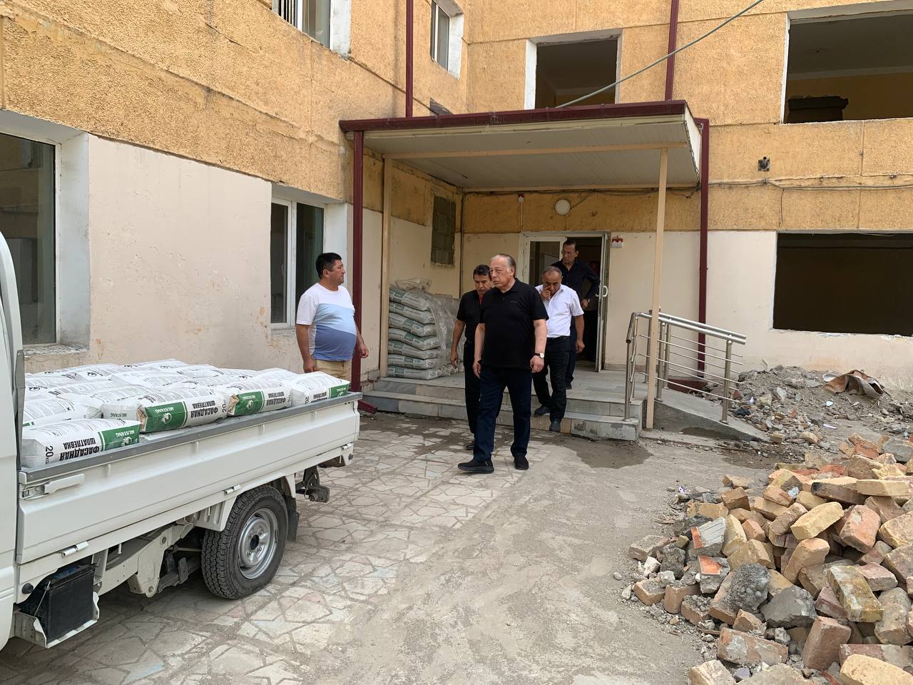 THE RECTOR VISITED THE CONSTRUCTION WORKS OF NEW AND RENOVATED STUDENT DORMITORIES