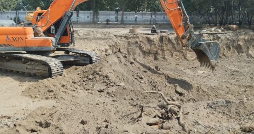 INSTITUT KLINIKASIDA QURILISH ISHLARI AVJ PALLADA DAVOM ETMOQDA